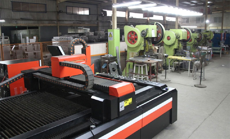 國鍵鑫興公司 家具生產設備